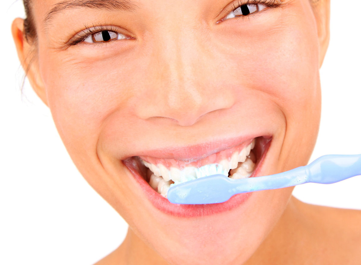 blanqueamiento dental dientes blancos
