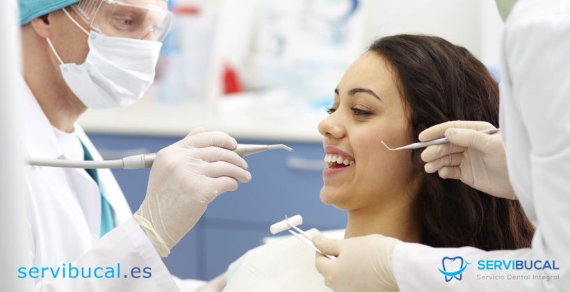 Dientes rotos: categorías, soluciones y tratamientos aplicables en cada caso Dientes rotos: categorías, soluciones y tratamientos aplicables en cada caso