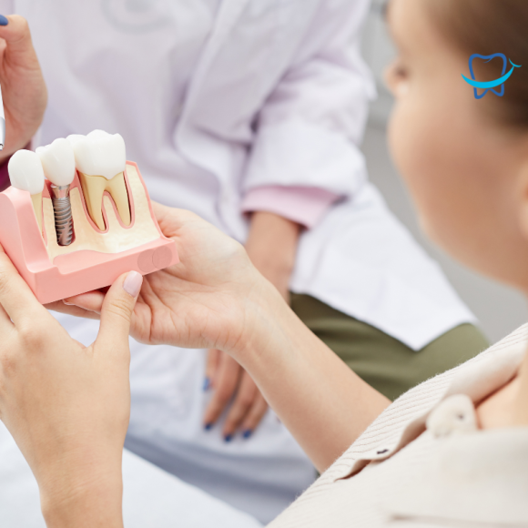 ¿Cómo saber si hay infección en un implante dental? Síntomas y signos de alarma